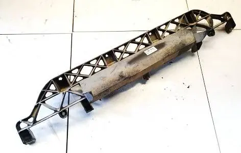 Audi Q7 4L Rear bumper mounting bracket 