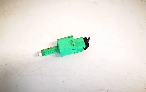Brake pedal sensor switch