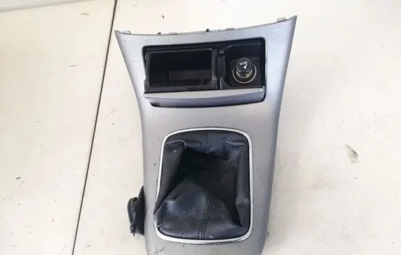 Car ashtray
