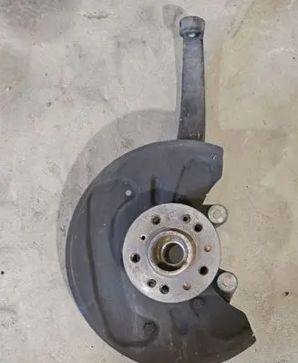 Mercedes-Benz GL X164 Front wheel hub A1643301720 A1643302320 1643301720