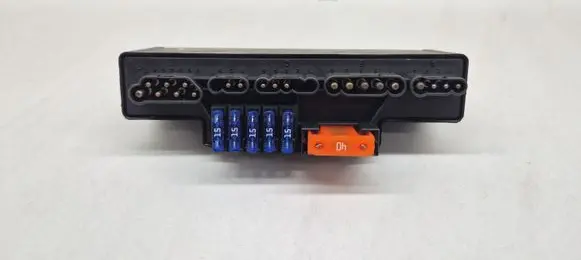 Mercedes-Benz SLK R170 Fuse module A1705450205