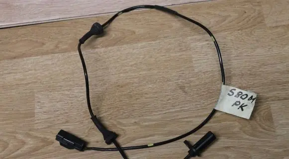 Volvo S80 ABS brake wheel speed sensor 9496961