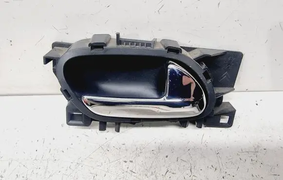 Front door interior handle