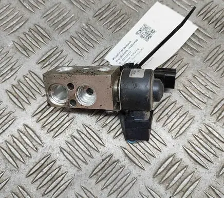 Air conditioning (A/C) expansion valve