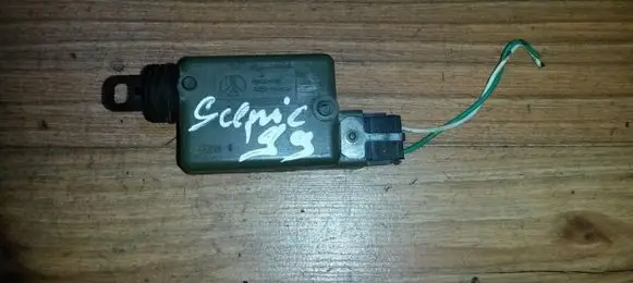 Renault Scenic I Central locking motor 