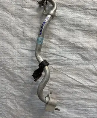 Ford B-MAX Air conditioning (A/C) pipe/hose AV1119E881AB