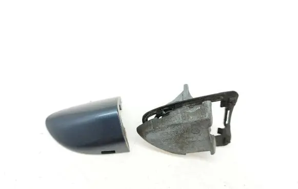 Volkswagen PASSAT CC Front door handle cover 3C0839168 3C0837880A 3C0839210B