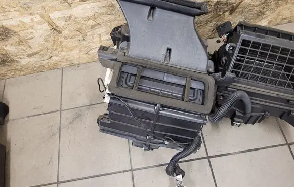 Chevrolet Captiva Interior heater climate box assembly