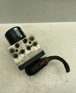 Volkswagen PASSAT B6 ABS Pump 3C0614109J 16431607 16431507E
