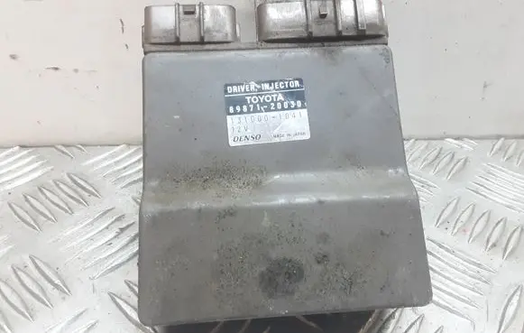 Toyota Corolla Verso E121 Injection control unit/module 8987120030