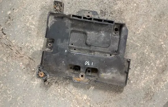 Hyundai i30 Battery tray 37150A5000