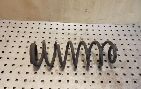 Peugeot 3008 I Rear coil spring