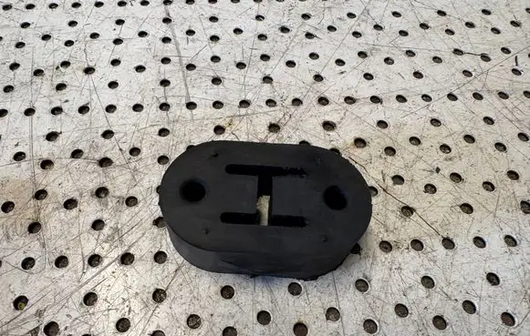 Microcar MC Muffler mount bracket/holder 