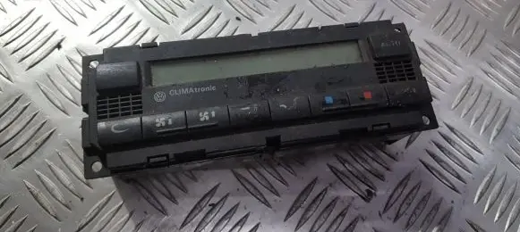 Volkswagen PASSAT B5 Climate control unit