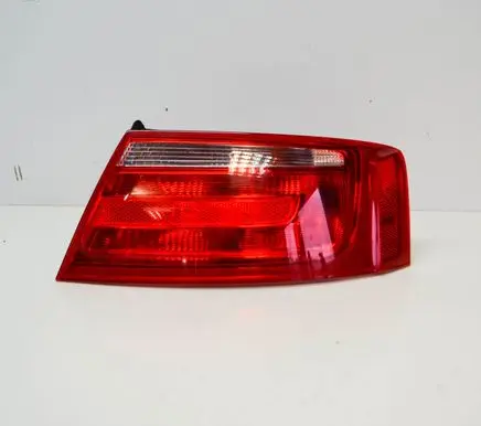 Audi A5 8T 8F Rear/tail lights 8T0945096