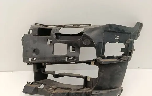 BMW 6 G32 Gran Turismo Front bumper corner part panel trim 7415579 15067010 51117415579