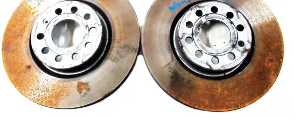 Volkswagen Touran II Front brake disc
