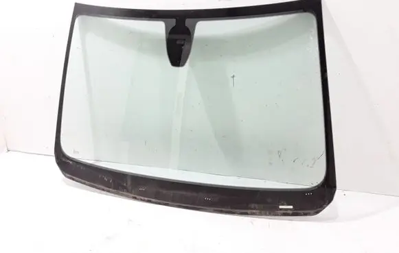 Dacia Sandero III Front windscreen/windshield window 727124129R