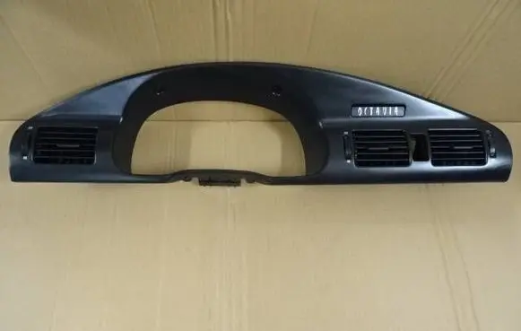 Skoda Octavia Mk1 (1U) Radio/GPS head unit trim 1U1857053A 22881 1U1857059