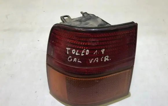 Seat Toledo I (1L) Rear/tail lights 96464700 964647-00