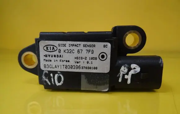 KIA Rio Airbag deployment crash/impact sensor 0K32C677F9