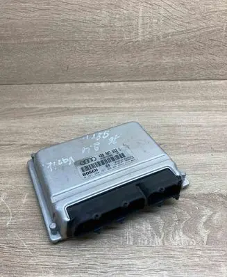 Audi A6 S6 C4 4A Engine control unit/module ECU 4B0907552C 0261204767
