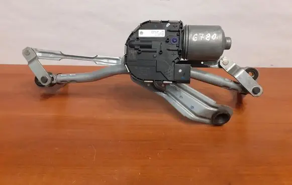 Volkswagen Touran III Front wiper linkage and motor 5TC955119A 3397021899