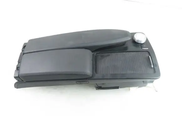 Mercedes-Benz E W212 Armrest 2046800639