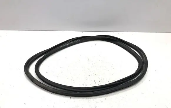 Audi Q4 e-tron Trunk rubber seal (body) 89A827705B