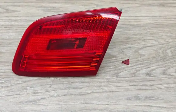 BMW 3 E92 E93 Tailgate rear/tail lights 7162300 480302