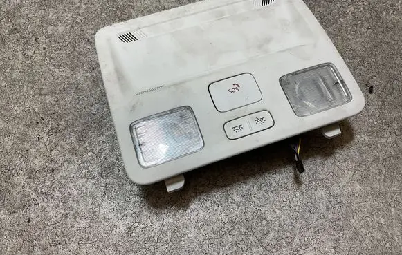 Ford Focus Front seat light DS7T15K609CC 28578357