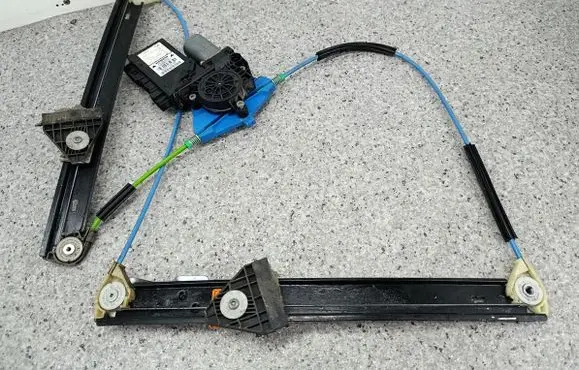 Audi A4 S4 B6 8E 8H Front door window regulator with motor 8E1959801B
