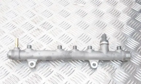Suzuki Grand Vitara II Fuel main line pipe