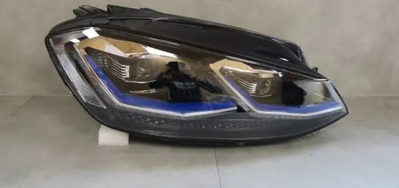 Volkswagen Golf VII Headlight/headlamp 5G1941036N 1EX01306670 9001UM70000KFLW