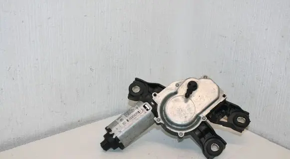 Volkswagen PASSAT B7 Rear window wiper motor 3C9955711A 53032812