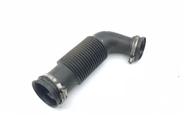 BMW i3 Air intake hose/pipe 7642406