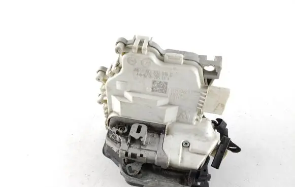 Audi A4 S4 B9 Front door lock 8X1837016C