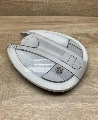 Mercedes-Benz E W211 Front seat light A2118206401 A2118213151