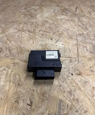 Audi A4 S4 B9 Fuel injection pump control unit/module 8W0906093C