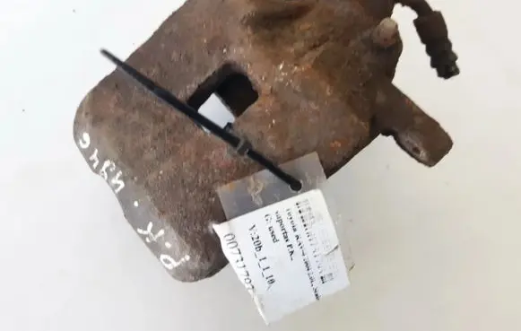 Toyota RAV 4 (XA20) Front brake caliper