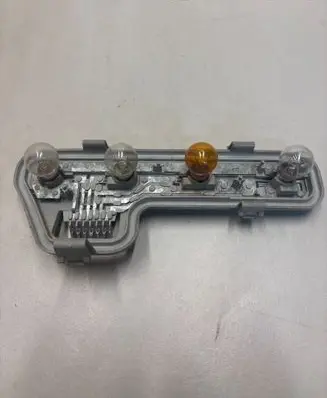Opel Zafira A Tail light bulb cover holder PY21W