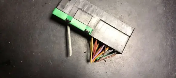 Peugeot 407 Fuse module 9627791880