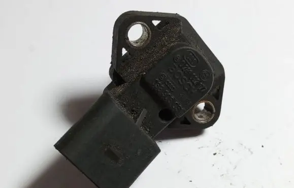 Volkswagen PASSAT B6 Air pressure sensor 038906051 0281002177