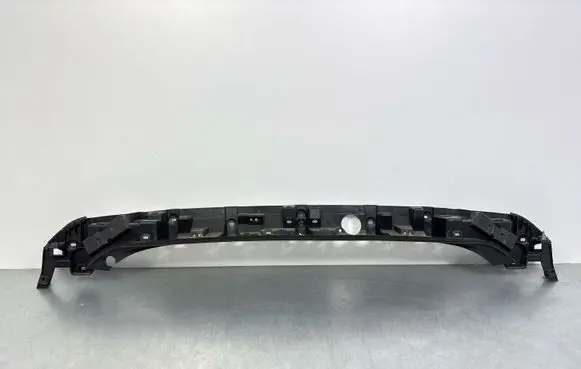 Land Rover Defender Other trunk/boot trim element L8B2442A01