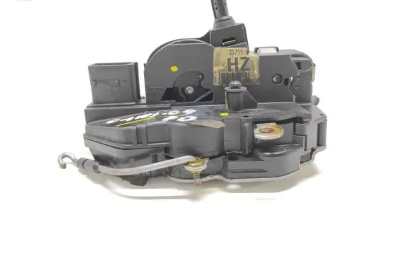 Opel Insignia A Front door lock 3579518