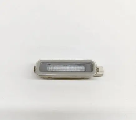 Audi Q7 4M Front seat light 4M0947105