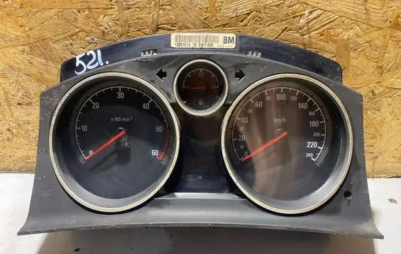 Opel Zafira A Speedometer (instrument cluster) 13251615
