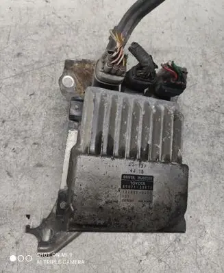 Toyota Auris 150 Fuel injection control unit/module 8987120070