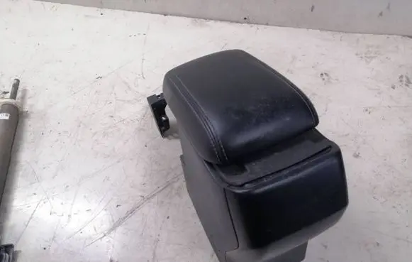 Subaru Forester SJ Armrest 