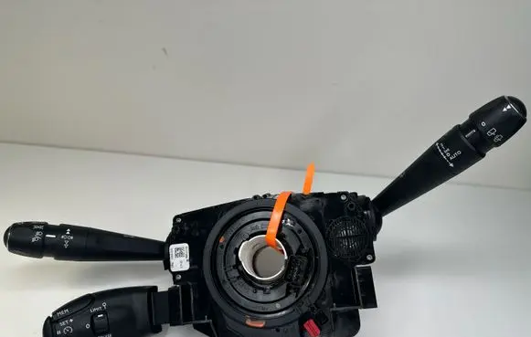 Peugeot 2008 II Indicator stalk 98369241ZD00